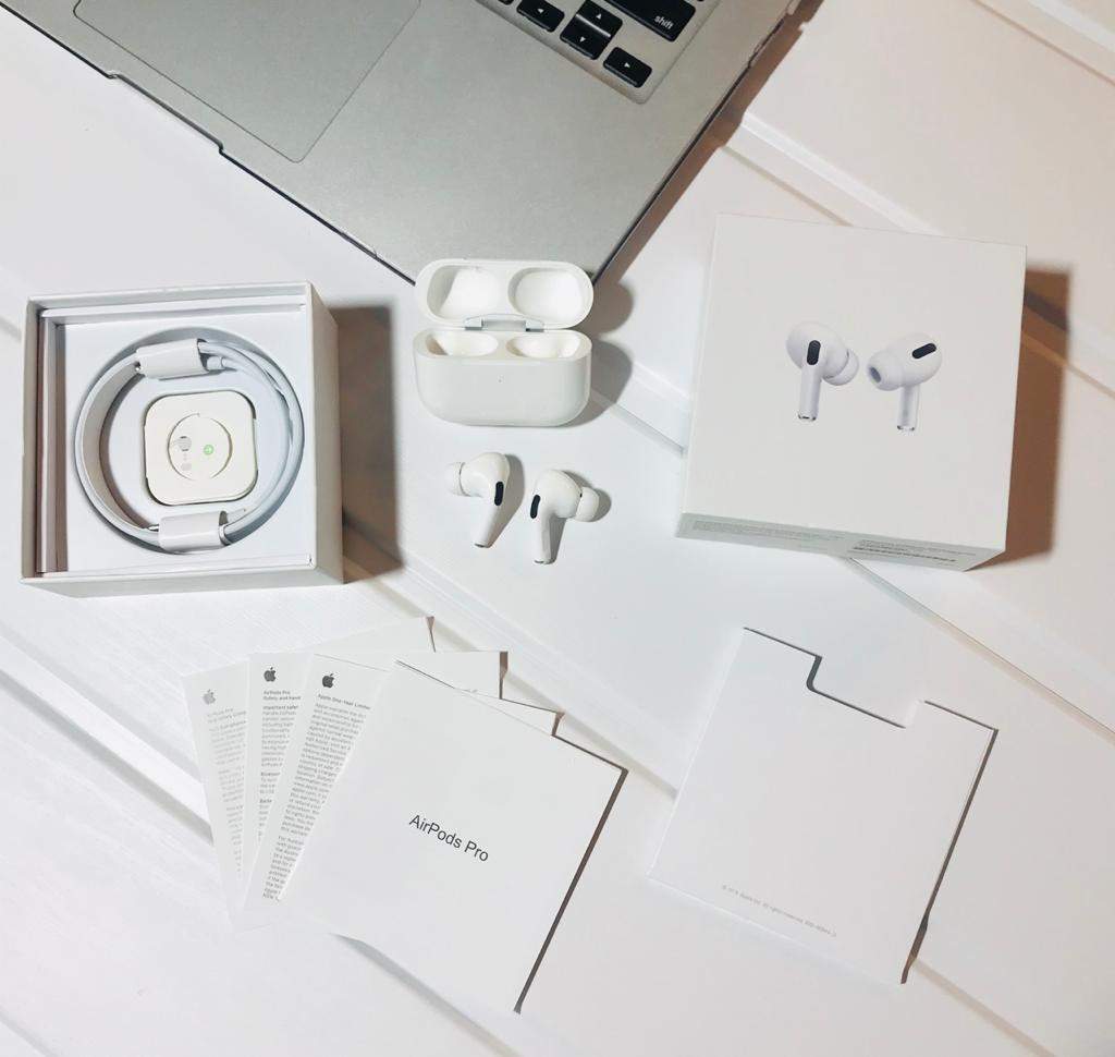 TrendsWrist Airpods Pro Usa Premium Watch