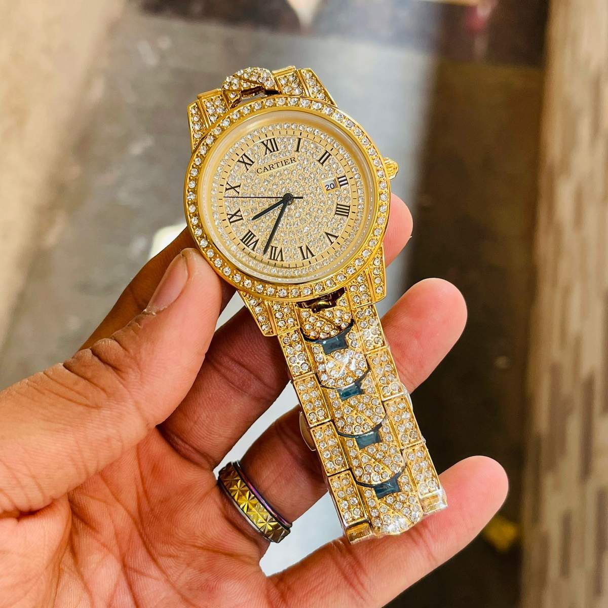 TrendsWrist Cartier For Her Gold Premium Watch