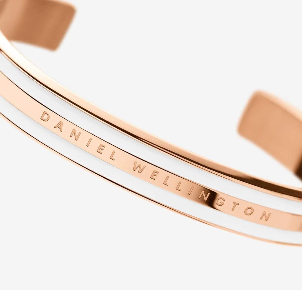 TrendsWrist Dw Rosegold White Bracelet Premium Watch