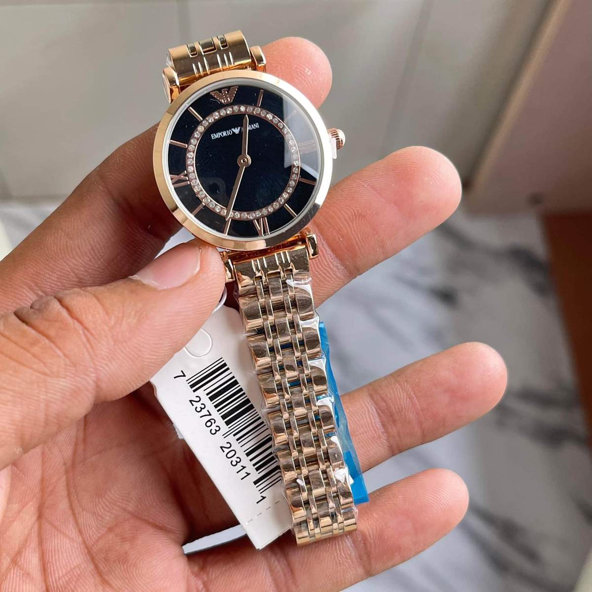 TrendsWrist Emporio Armani Diamonds Zoom Face 3 56dd0ef8 994d 4090 B224 E170319a9b15 Compressed Premium Watch