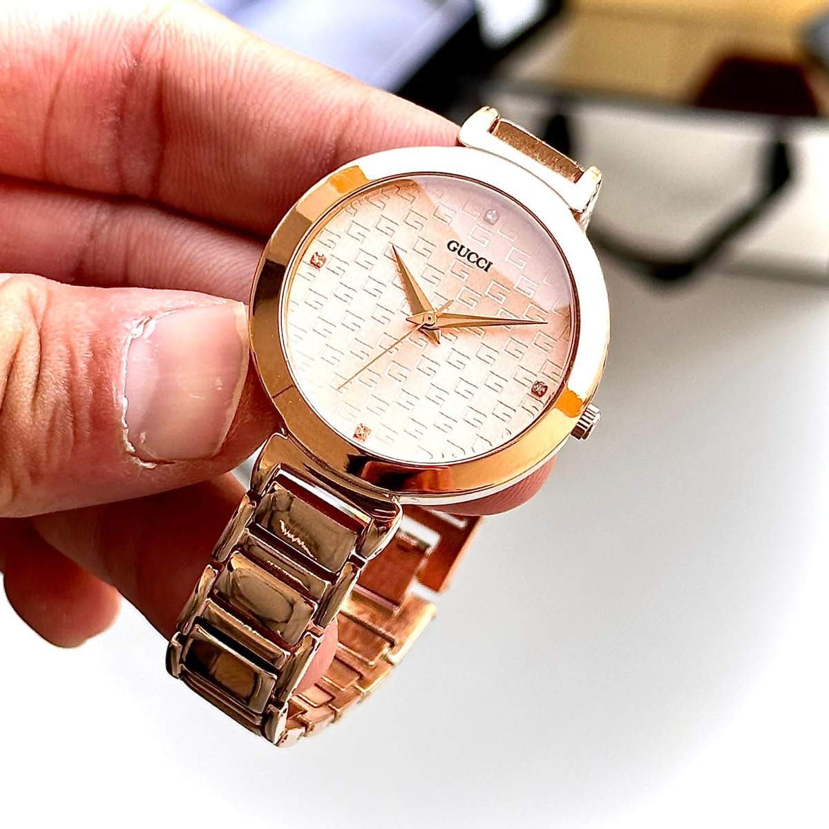 TrendsWrist Gucci Elegant Rosegold Premium Watch