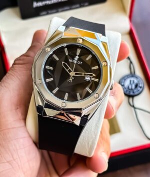 TrendsWrist Hublot Black Premium Watch