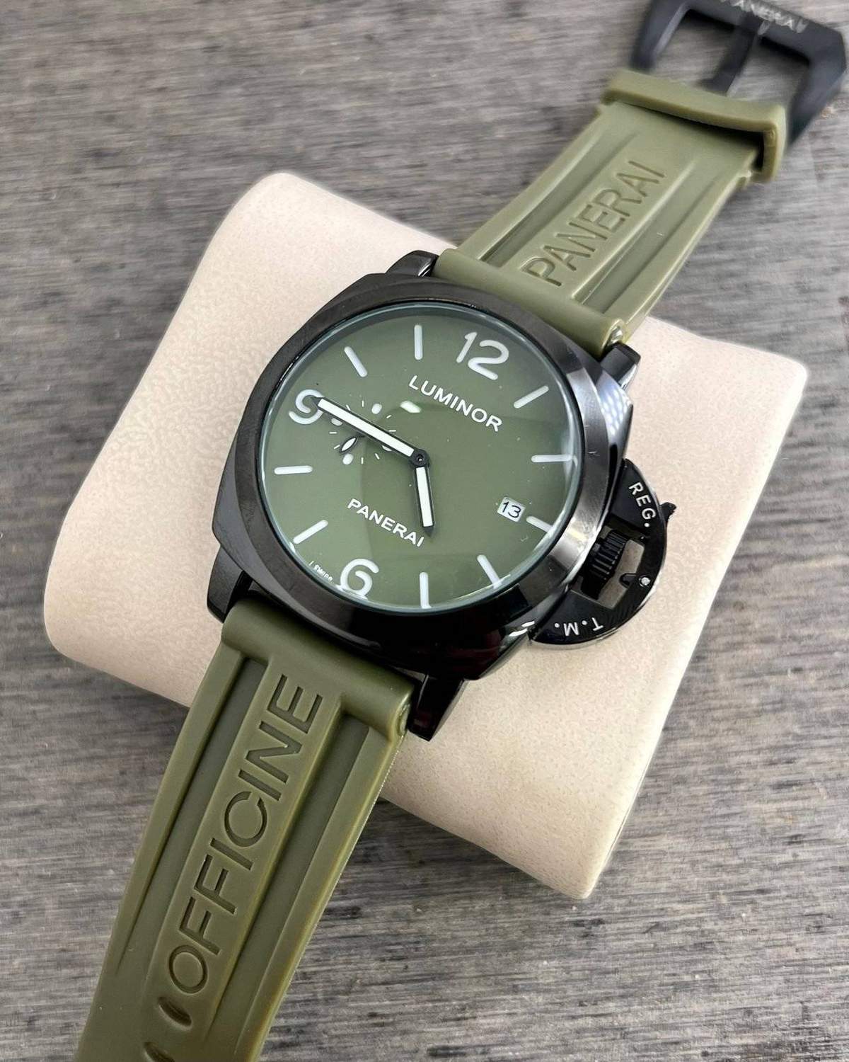 TrendsWrist Panerai Lumnor Green Black Premium Watch