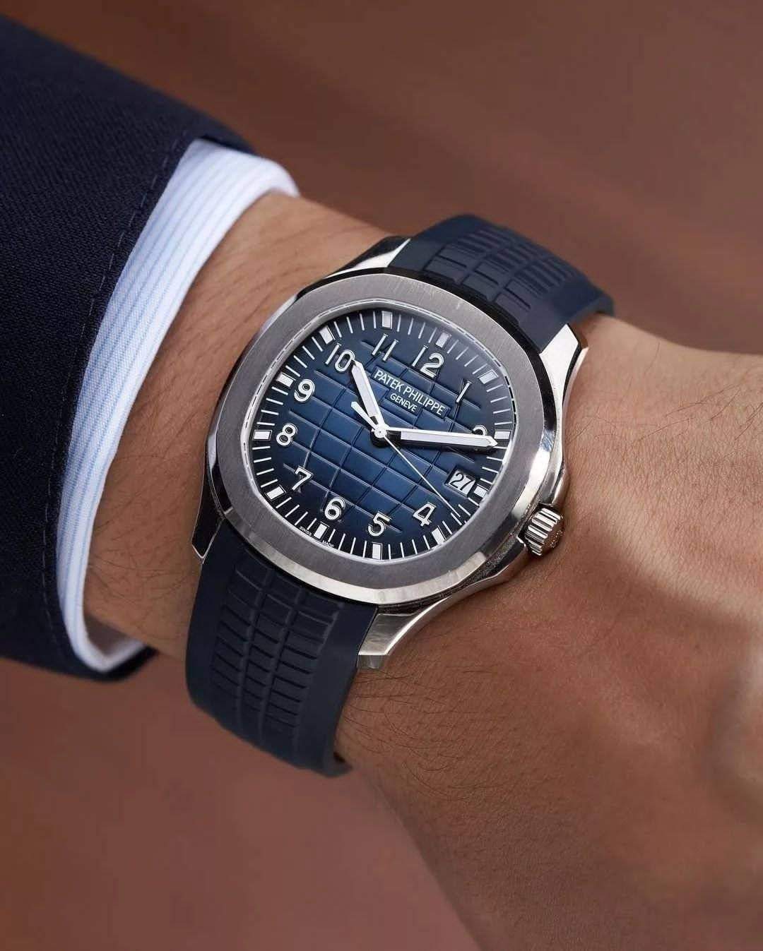 Patek Philippe 5168G - Image 6