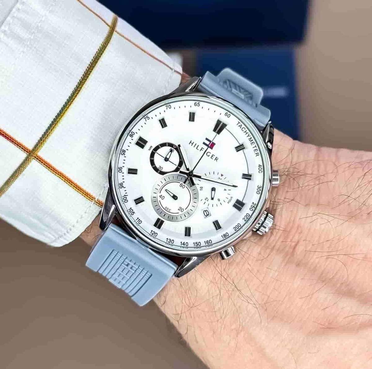 TrendsWrist Tommy Hilfiger Modern Machine Premium Watch